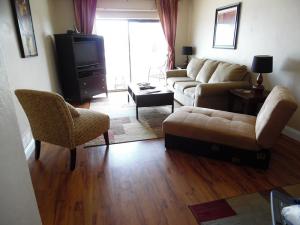 Court-Of-Palms-vacation-rental-2-bedroom-12