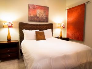 Frank Bella Luna-0011