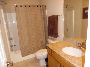 Wolf-Bay-Landing-condo-vaction-rentals-2bedroom-07