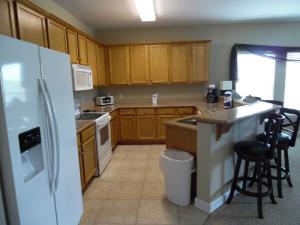 Wolf-Bay-Landing-condo-vaction-rentals-3bedroom-01