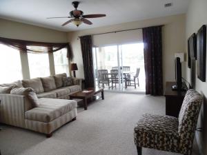 Wolf-Bay-Landing-condo-vaction-rentals-3bedroom-04